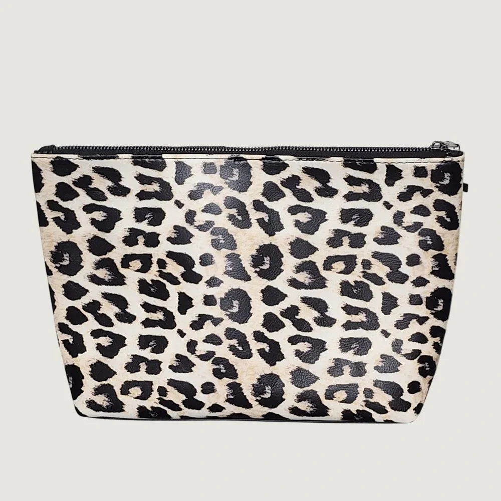 Ed Hardy Cosmetic‎ Case Women Tan Leopard Eternal Love Tattoo Graphic Bag NEW